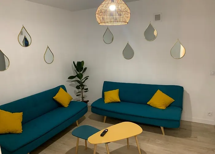L Effet Mer 70M2 Avec 2 Chambres Doubles Avec Parking Gratuit Netflix Disney Plus Disponible Lits Faits A L Arrive Serviettes De Toilettes Fournies