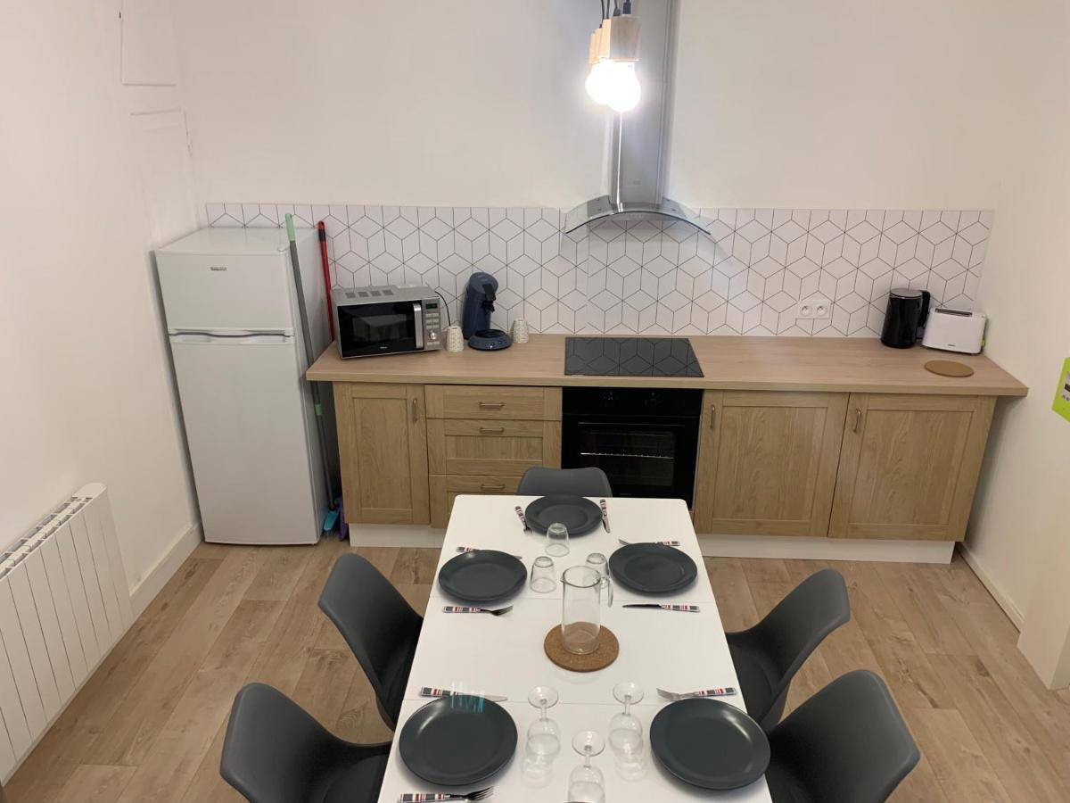 Apartment L Effet 70m2 Avec 2 Doubles Avec Parking Gratuit Netflix Disponible Lits Faits A L Arrive Serviettes De Toilettes Fournies *